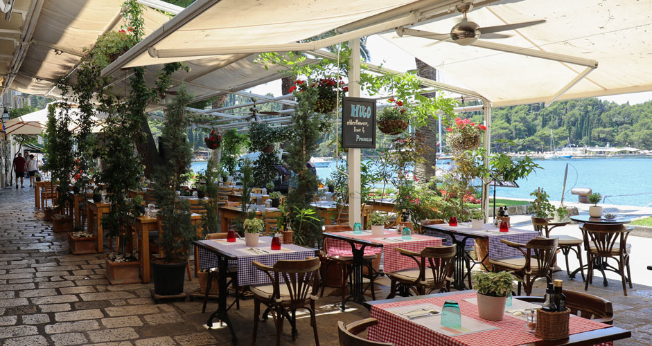 Restaurants entlang der Promenade in Cavtat