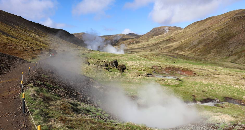 Reykjadalur heißen Quellen
